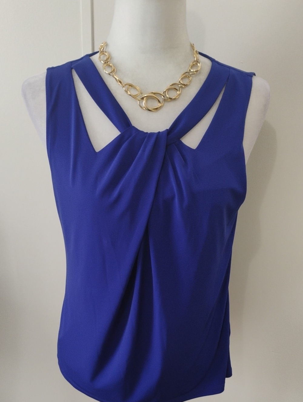 Nine West Sleeveless Twist-Knot Cutout Top in Royal Blue